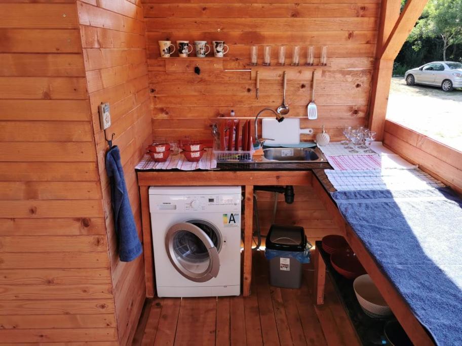 Sea Caravan On The Beach Китен Экстерьер фото