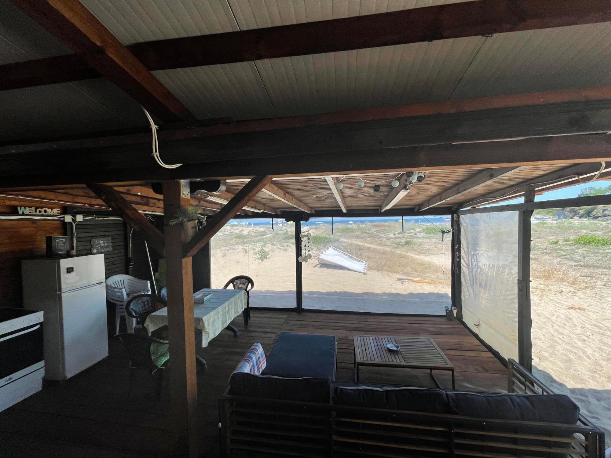 Sea Caravan On The Beach Китен Экстерьер фото