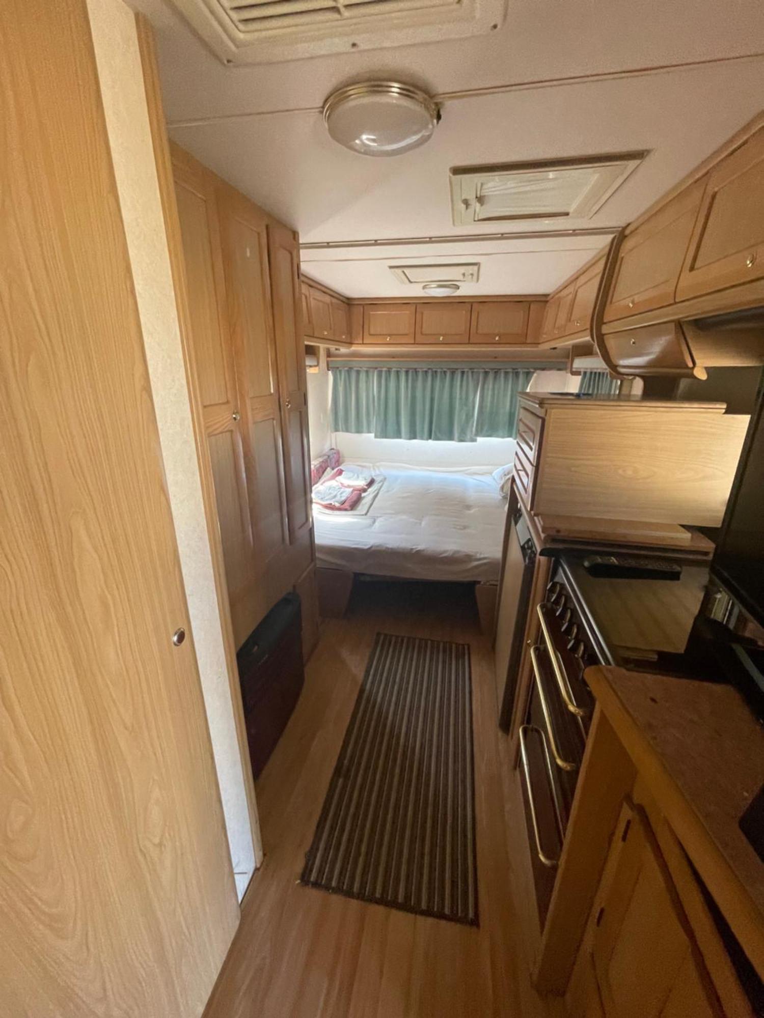 Sea Caravan On The Beach Китен Экстерьер фото